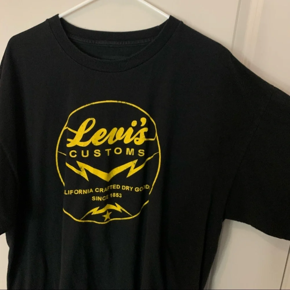 Levi’s mens short sleeve graphic tee shirt | size 2XL